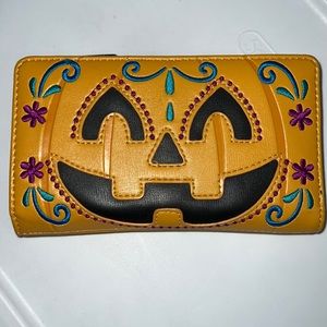 PUMPKIN loungefly wallet